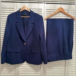 J. Crew Women’s Suit - Willa Blazer and Wideleg Pants in City Crepe